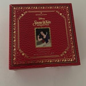 I 🩷 Revolution Disney Snow White and the Seven Dwarfs